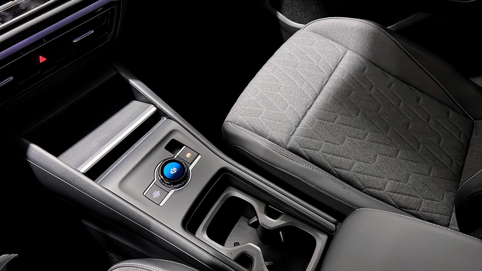Volkswagen Tiguan RCX31G