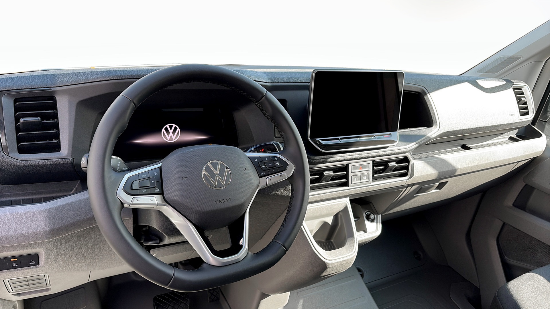 Volkswagen Crafter Skåp kort hjulbas RCX33A