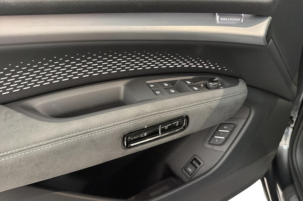 Audi Q7 RCX59N