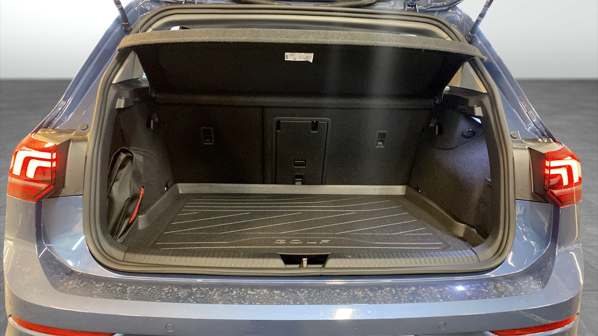 Volkswagen Golf RCX88J