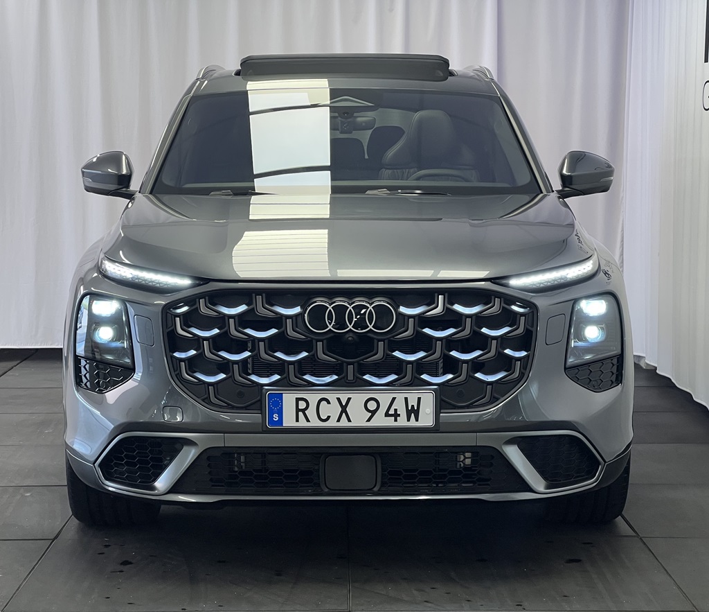 Audi Q7 RCX94W