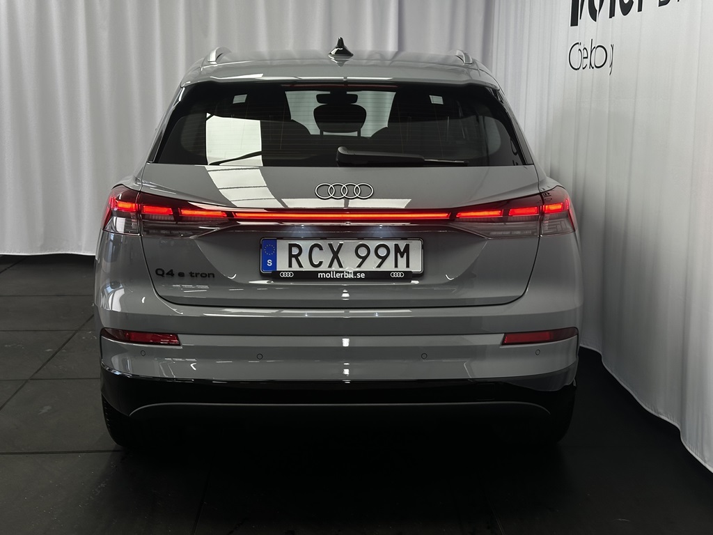 Audi Q4 e-tron RCX99M