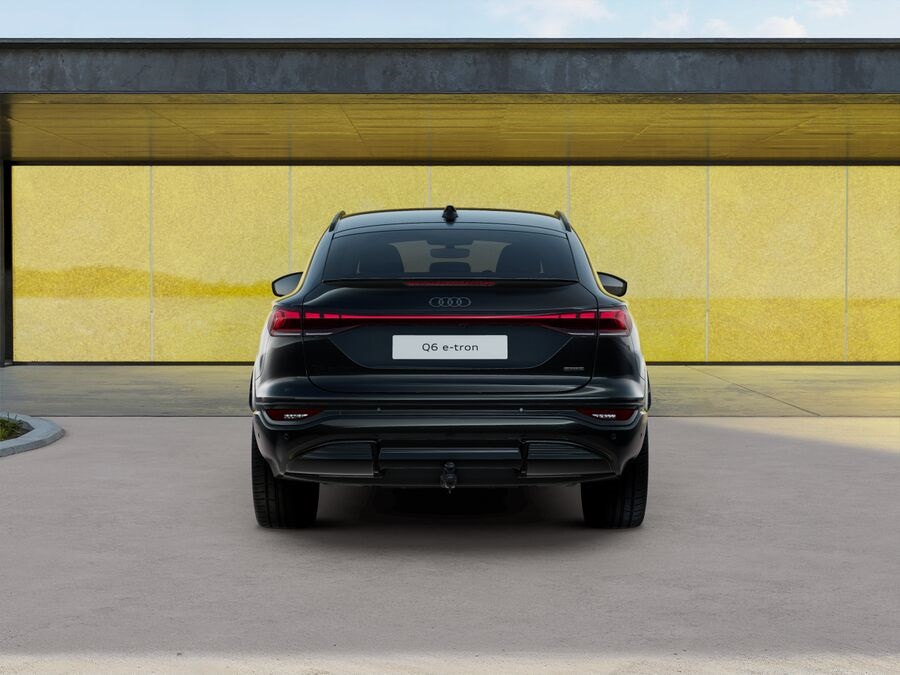 Audi Q6 e-tron RCY26H