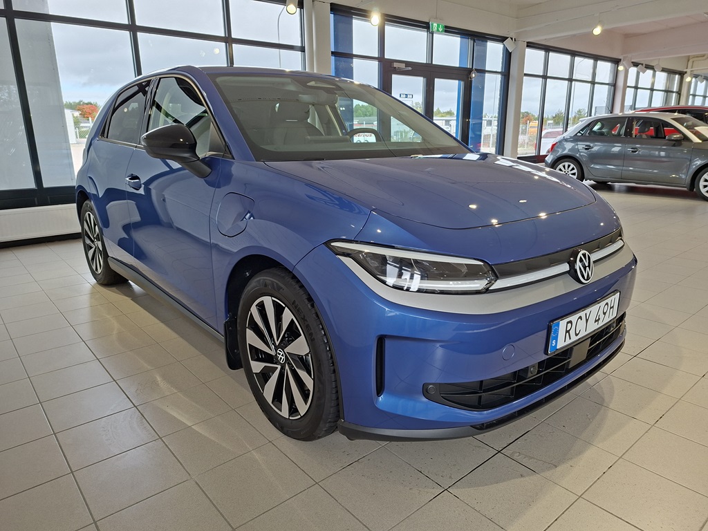 Volkswagen Polo RCY49H
