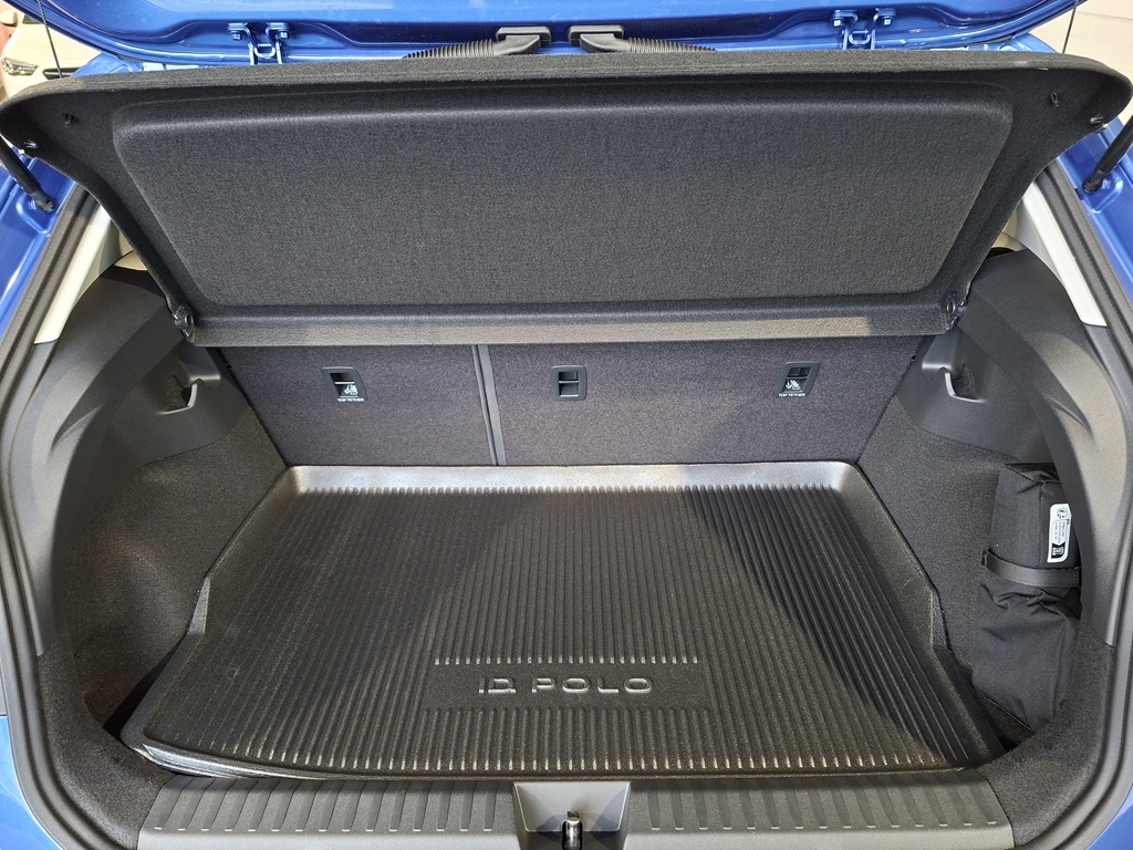 Volkswagen Polo RCY49H