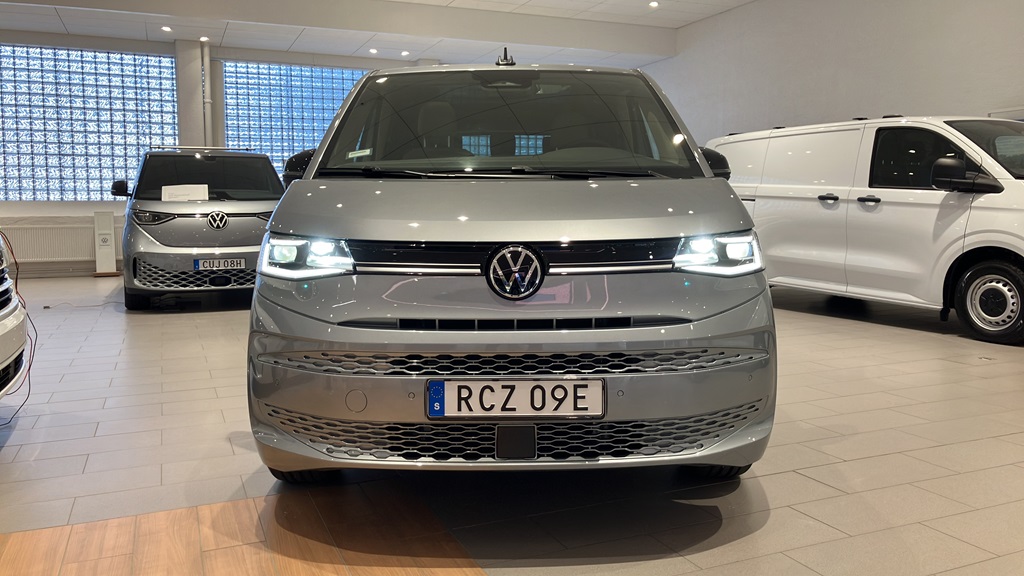 Volkswagen T7 Multivan RCZ09E