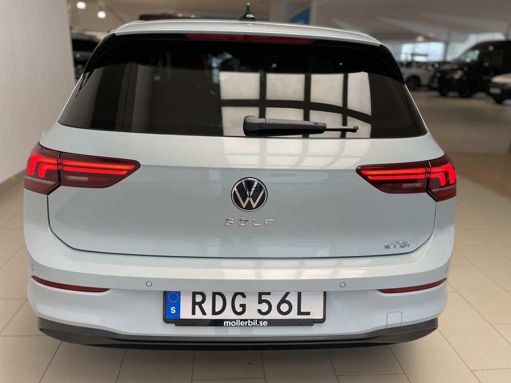 Volkswagen Golf RDG56L