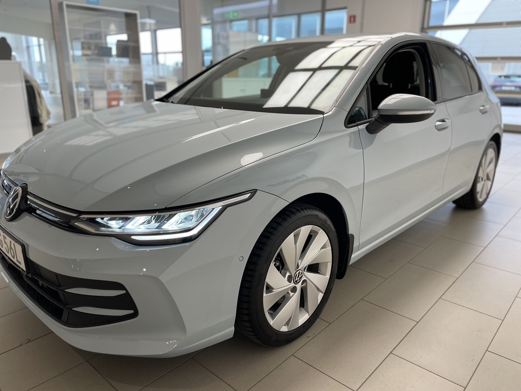 Volkswagen Golf RDG56L