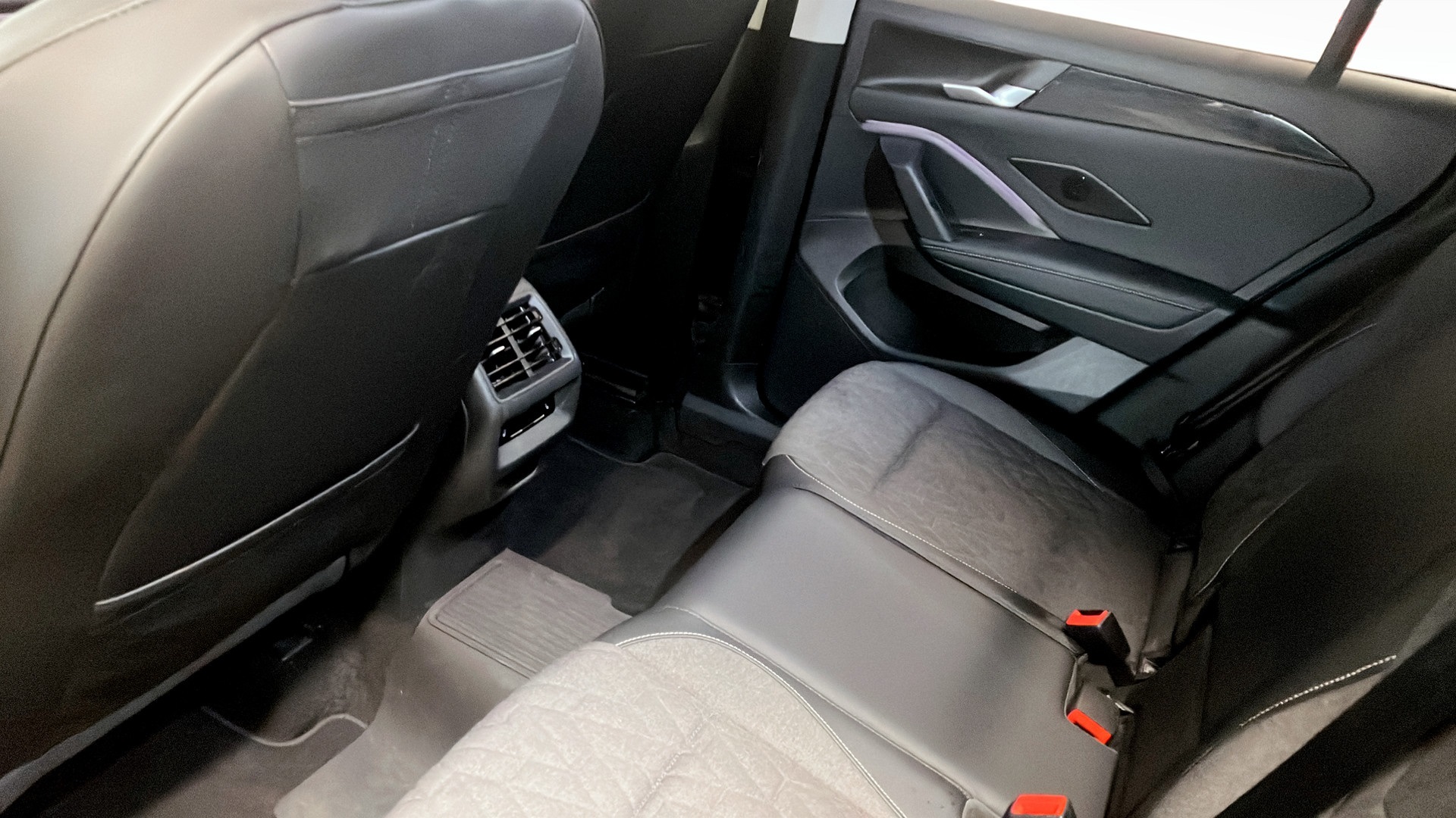 Volkswagen Tiguan RDH57L