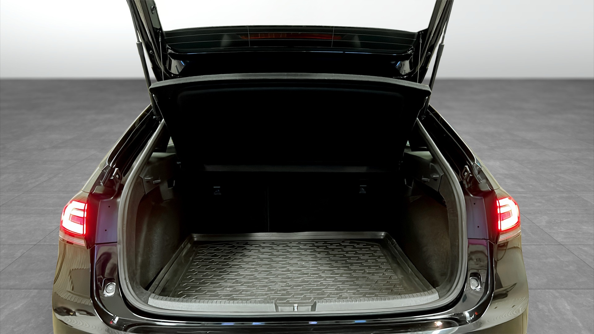 Volkswagen Taigo REE56N