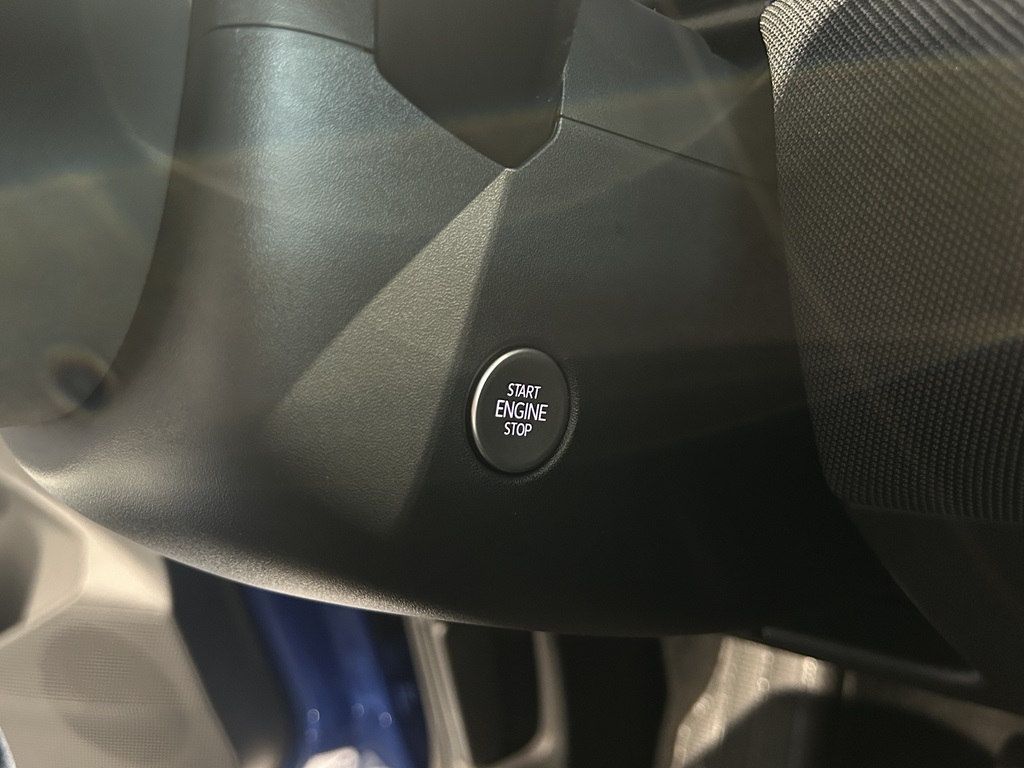 Volkswagen Polo REJ12G