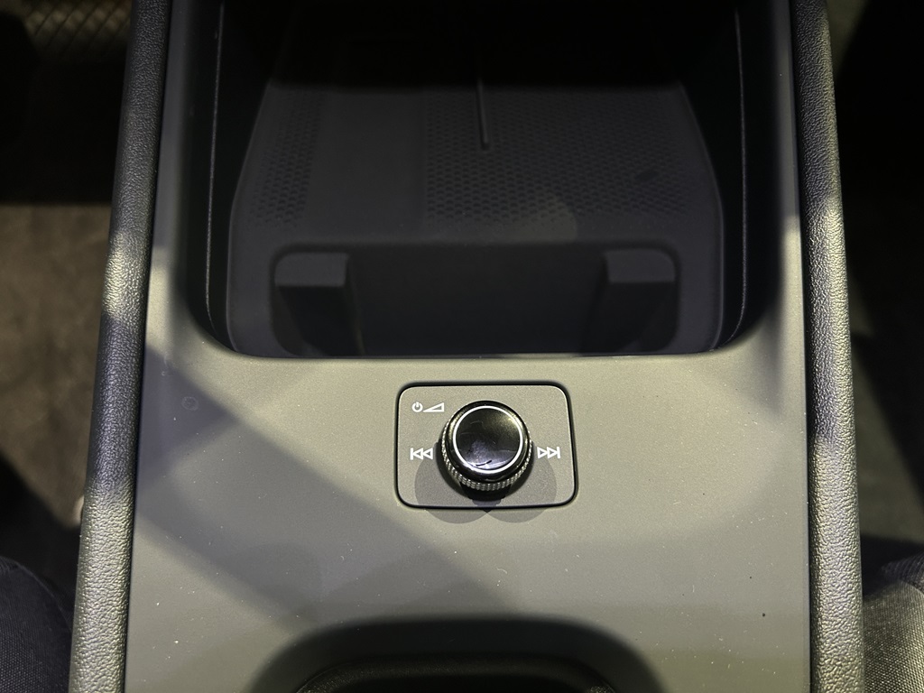 Volkswagen Polo REJ12G