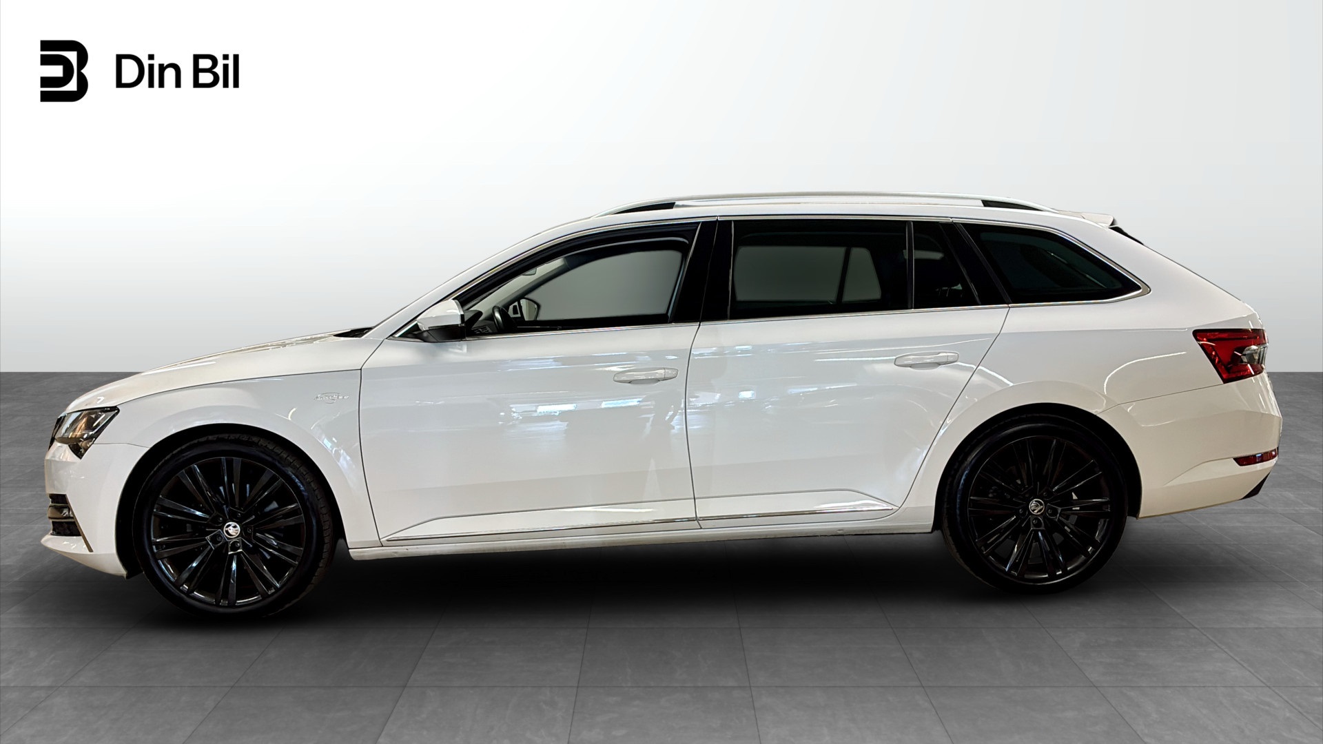 Skoda Superb Combi REL15M