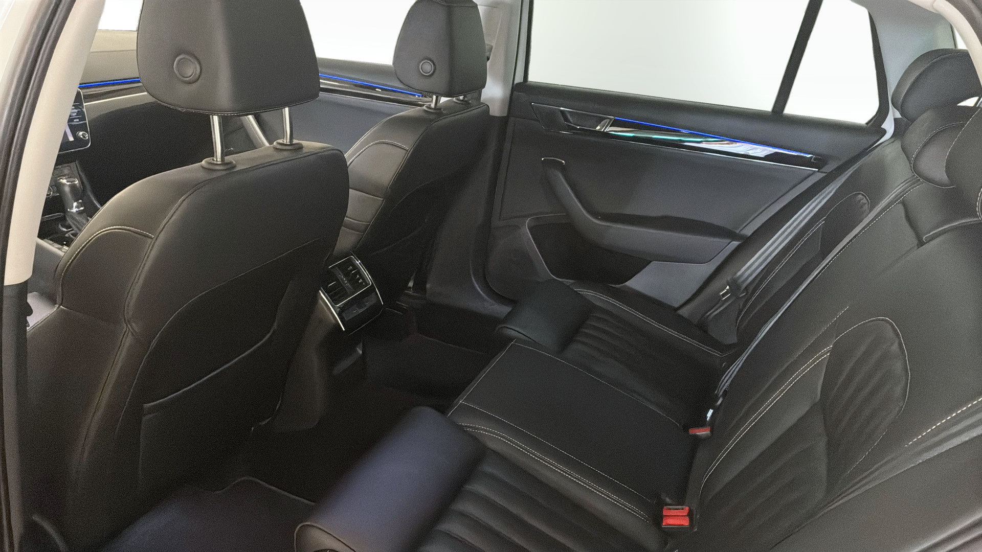 Skoda Superb Combi REL15M