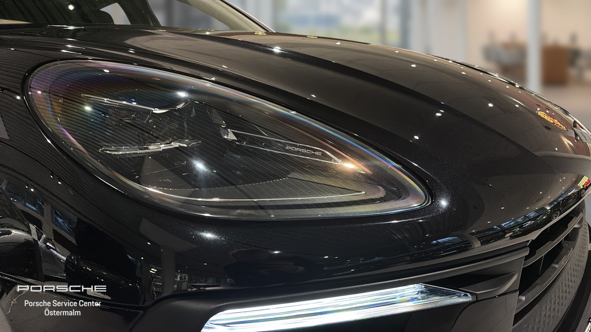 Porsche Macan RER02B
