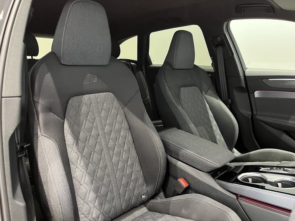Audi A6 Avant RFN78A