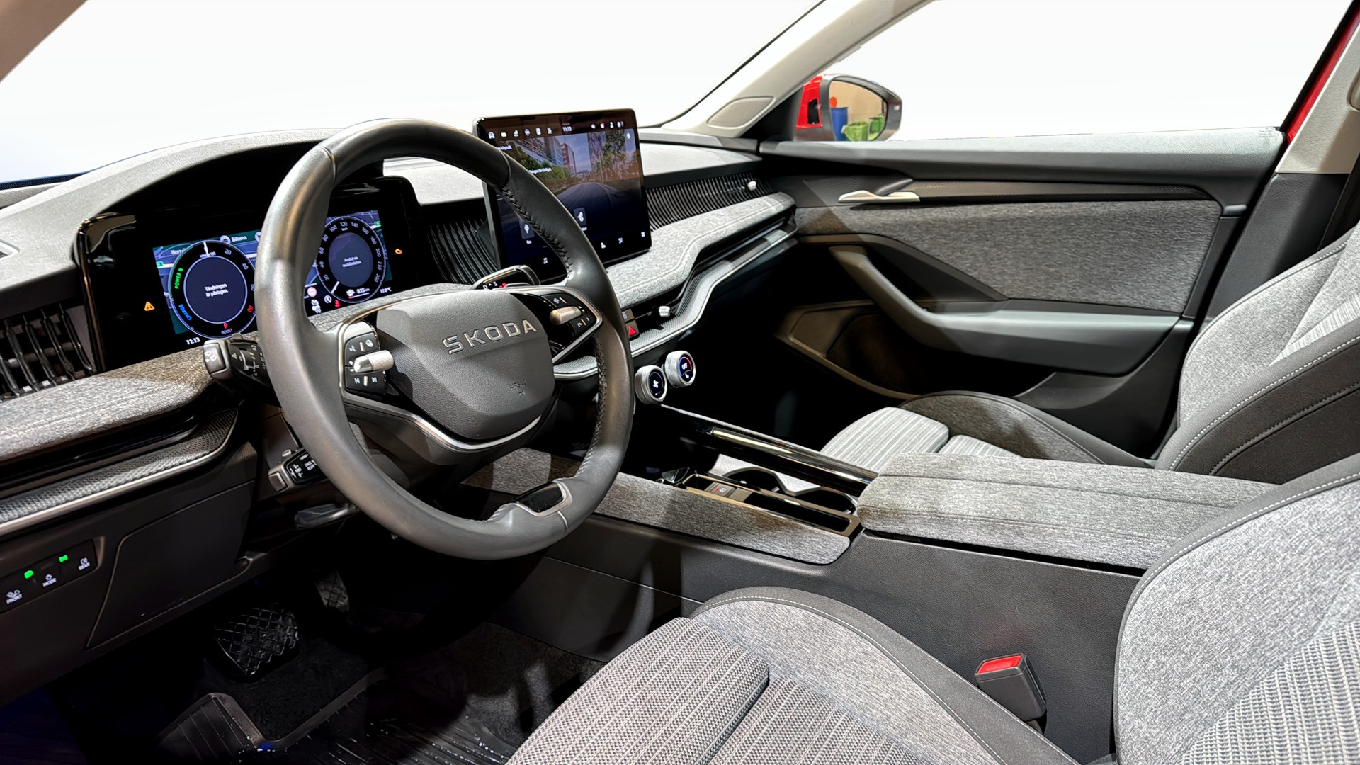 Skoda Superb Combi RFP06H