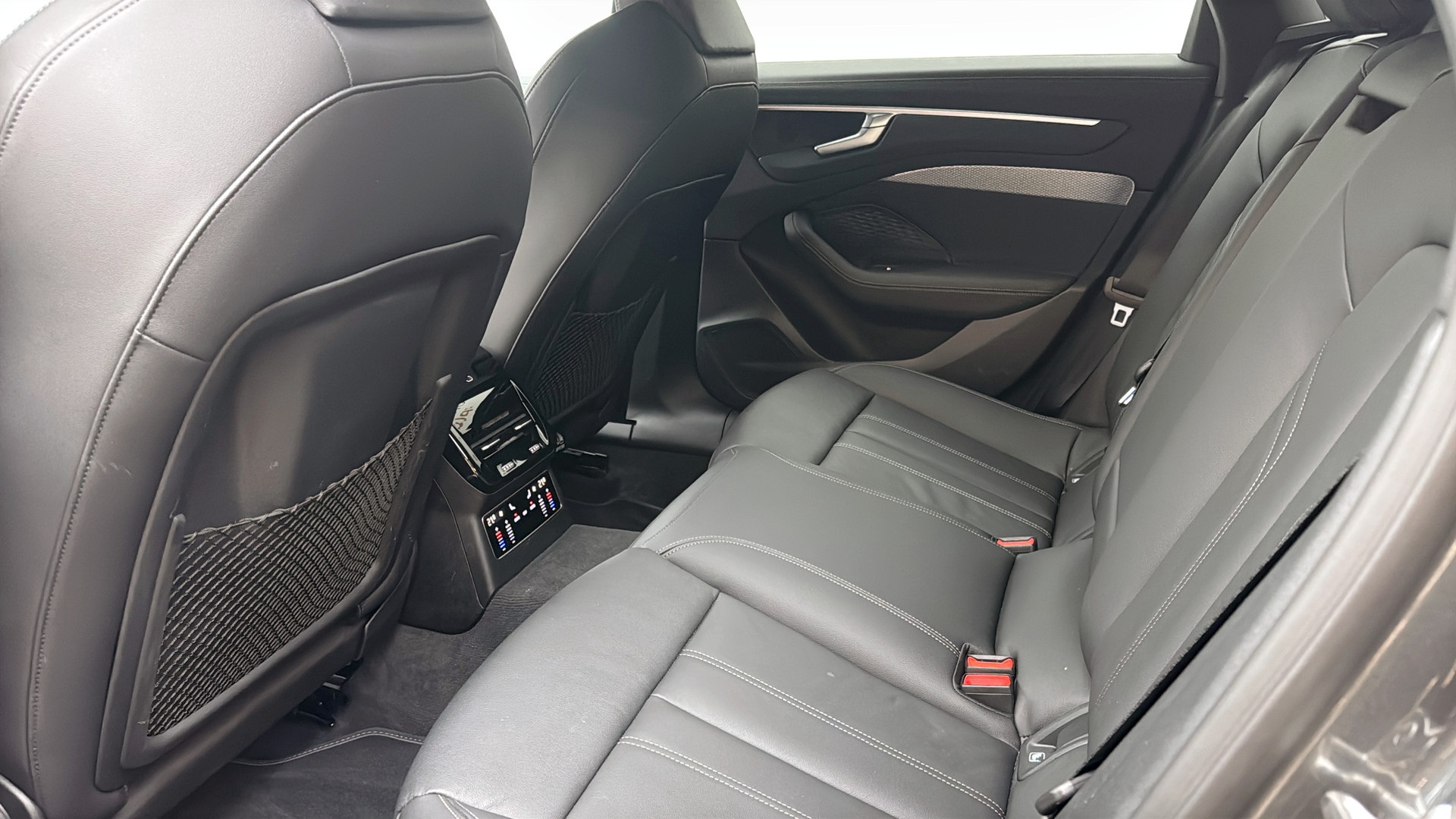 Audi A6 Avant RFP57S