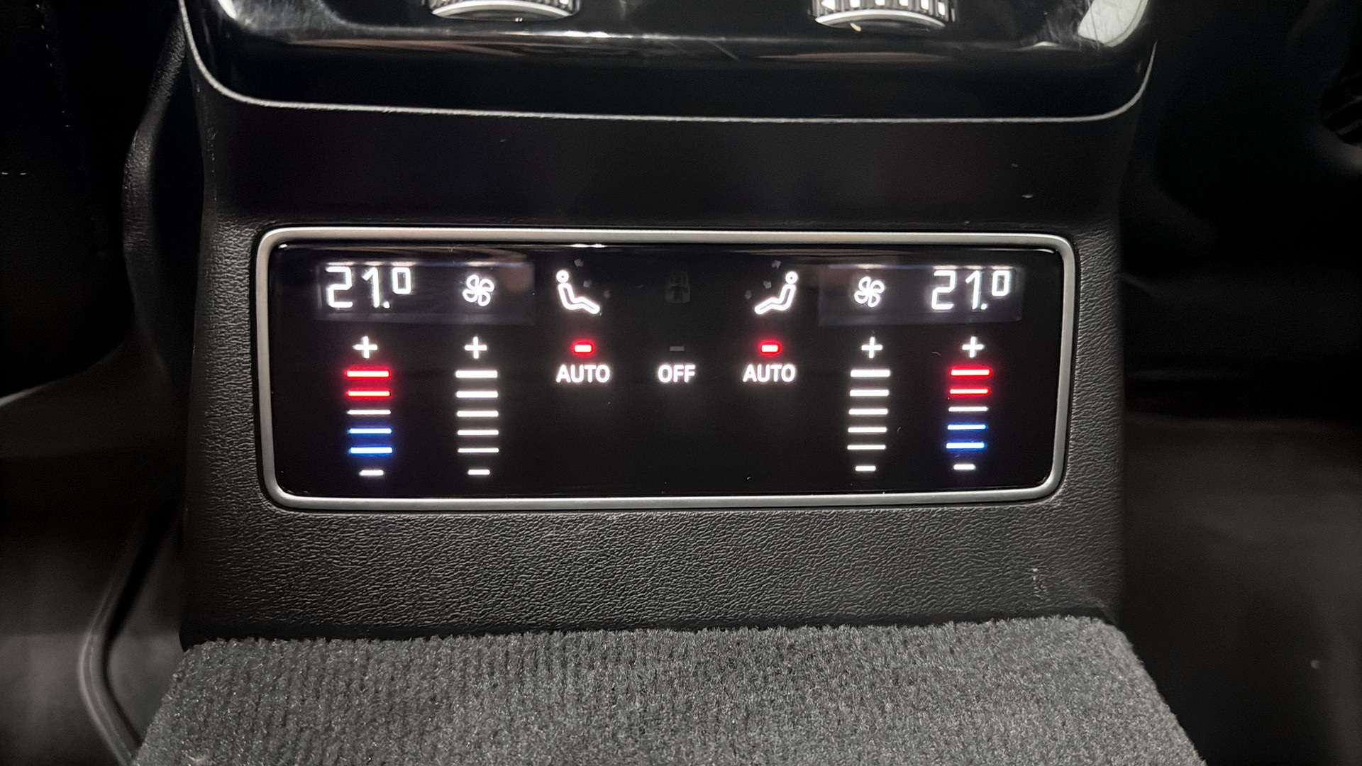Audi A6 Avant RFP57S