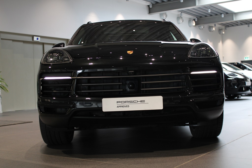 Porsche Cayenne RFU47B