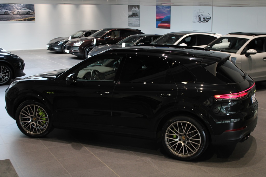 Porsche Cayenne RFU47B
