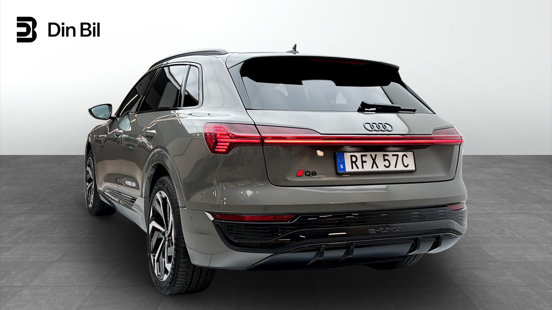 Audi Q8 e-tron RFX57C