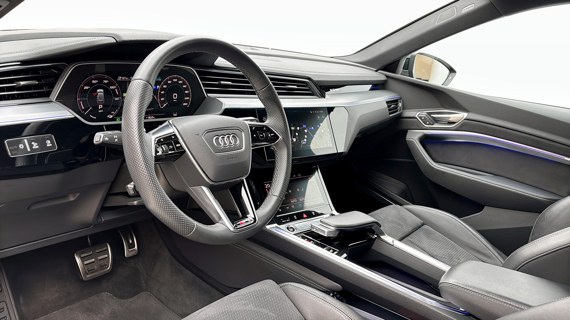 Audi Q8 e-tron RFX57C