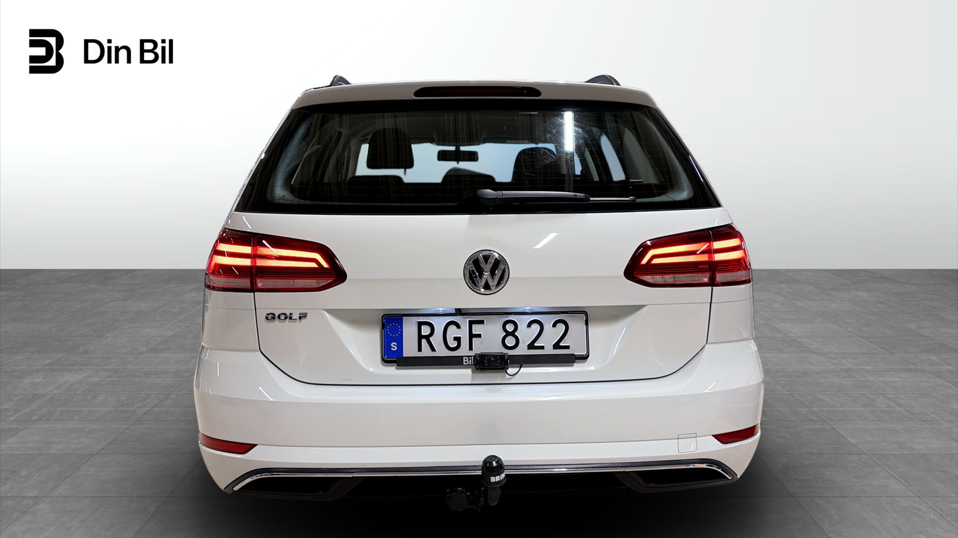 Volkswagen Golf RGF822