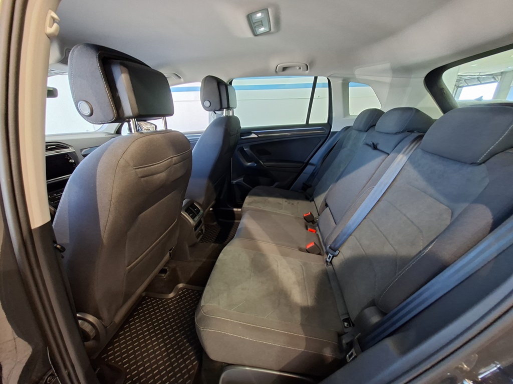 Volkswagen Tiguan RGJ02H