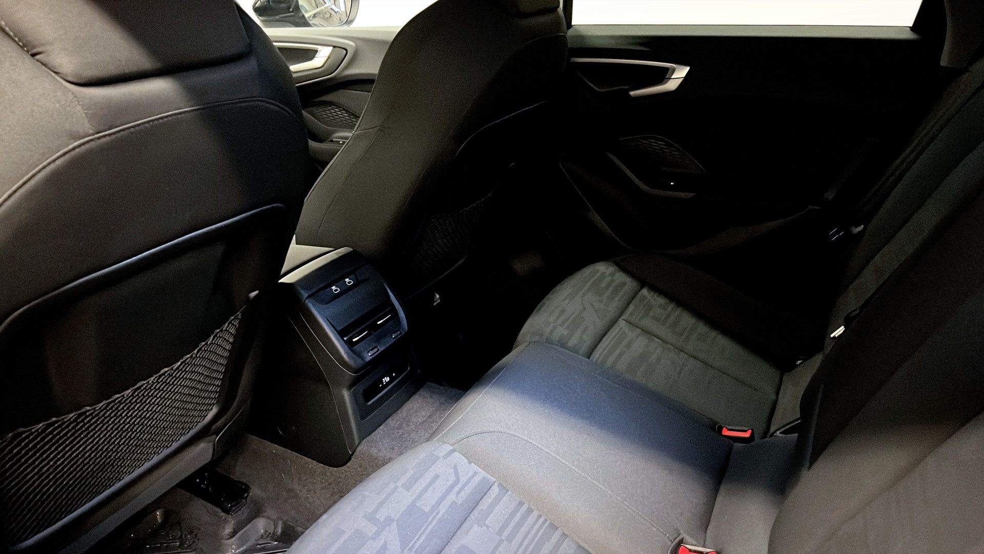 Audi A5 Avant RGJ08K