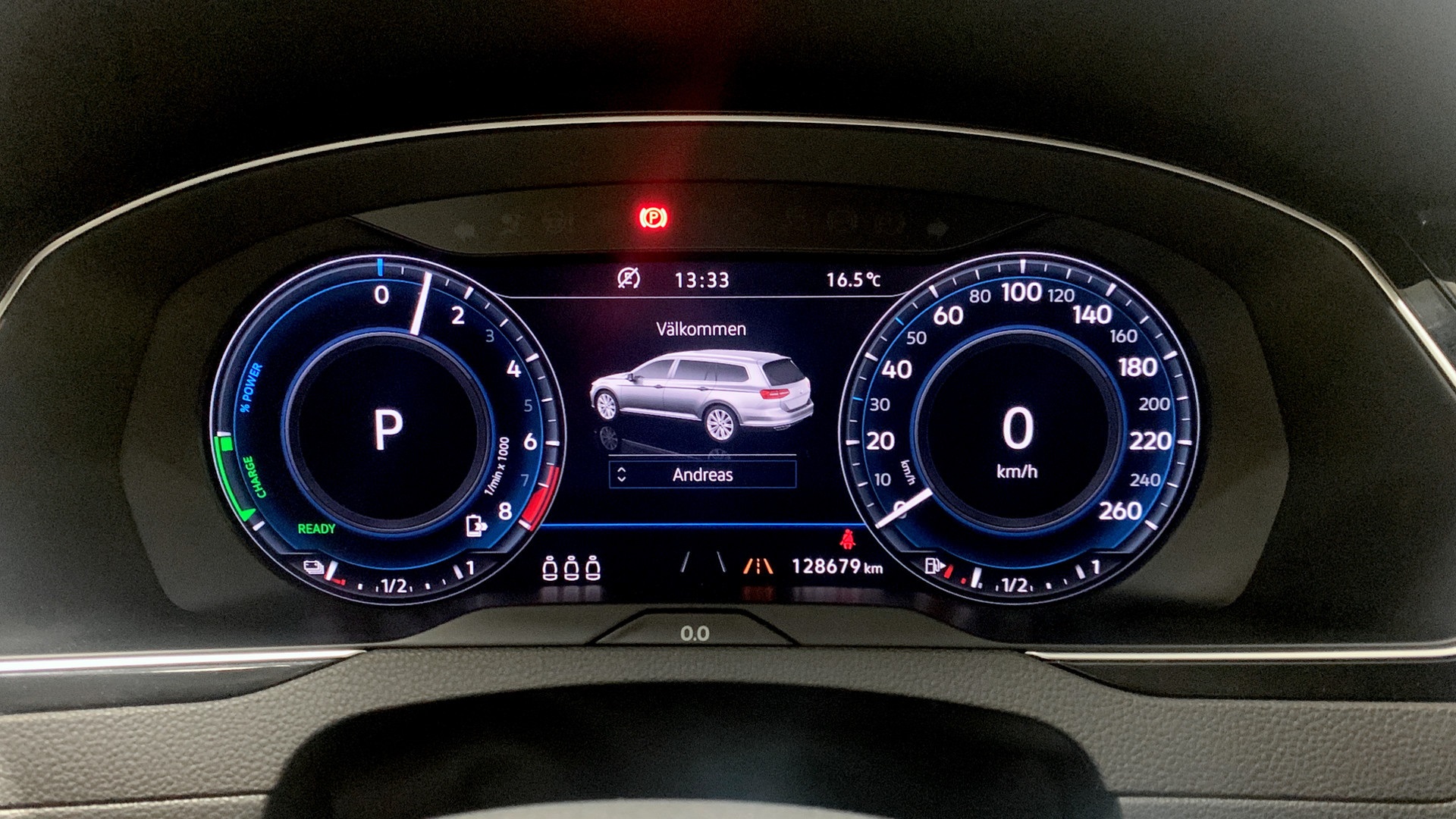 Volkswagen Passat Sportscombi RGS629