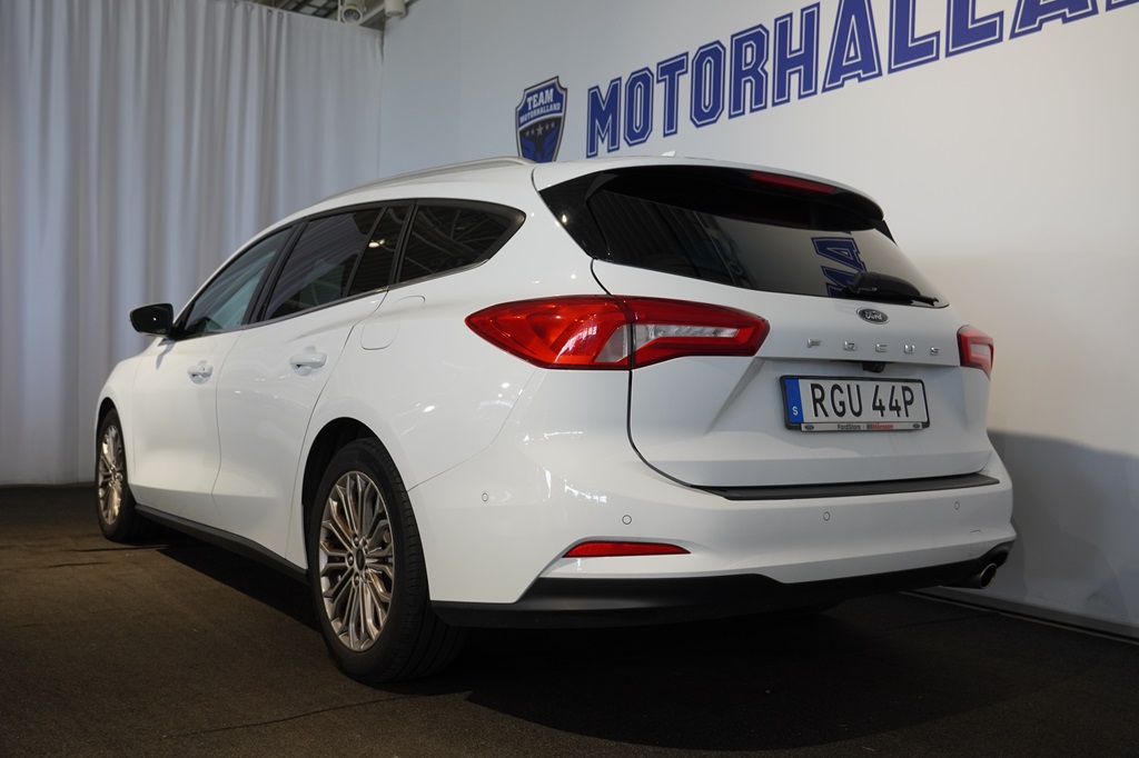 Ford Focus RGU44P
