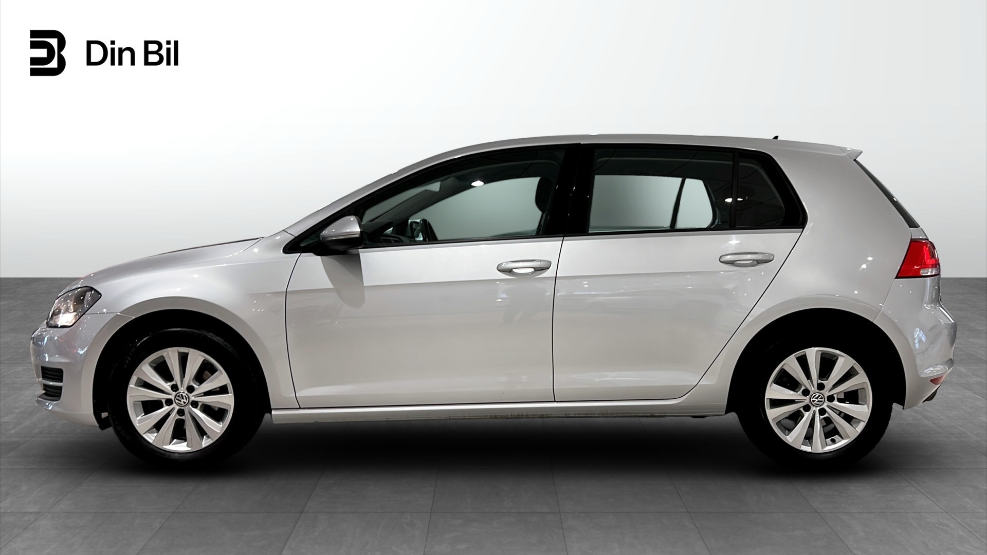 Volkswagen Golf RGY398