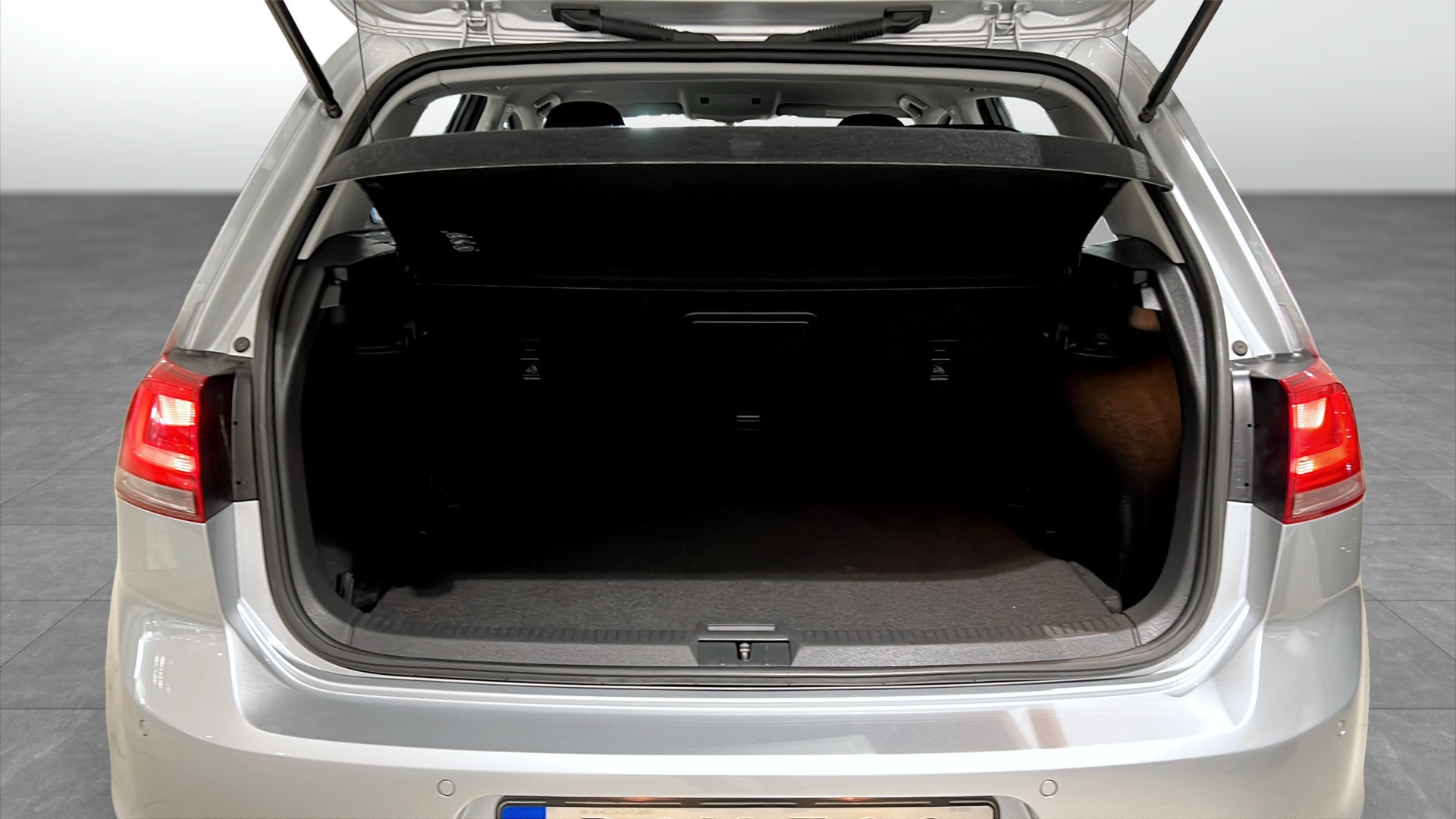 Volkswagen Golf RGY398