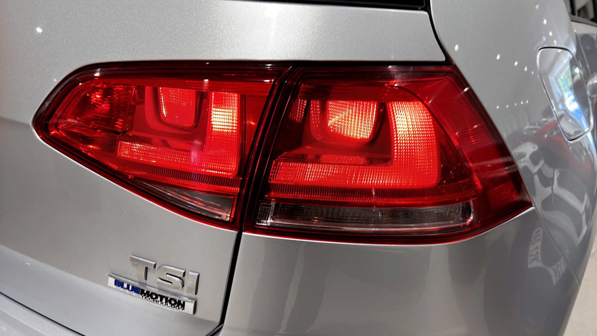 Volkswagen Golf RGY398