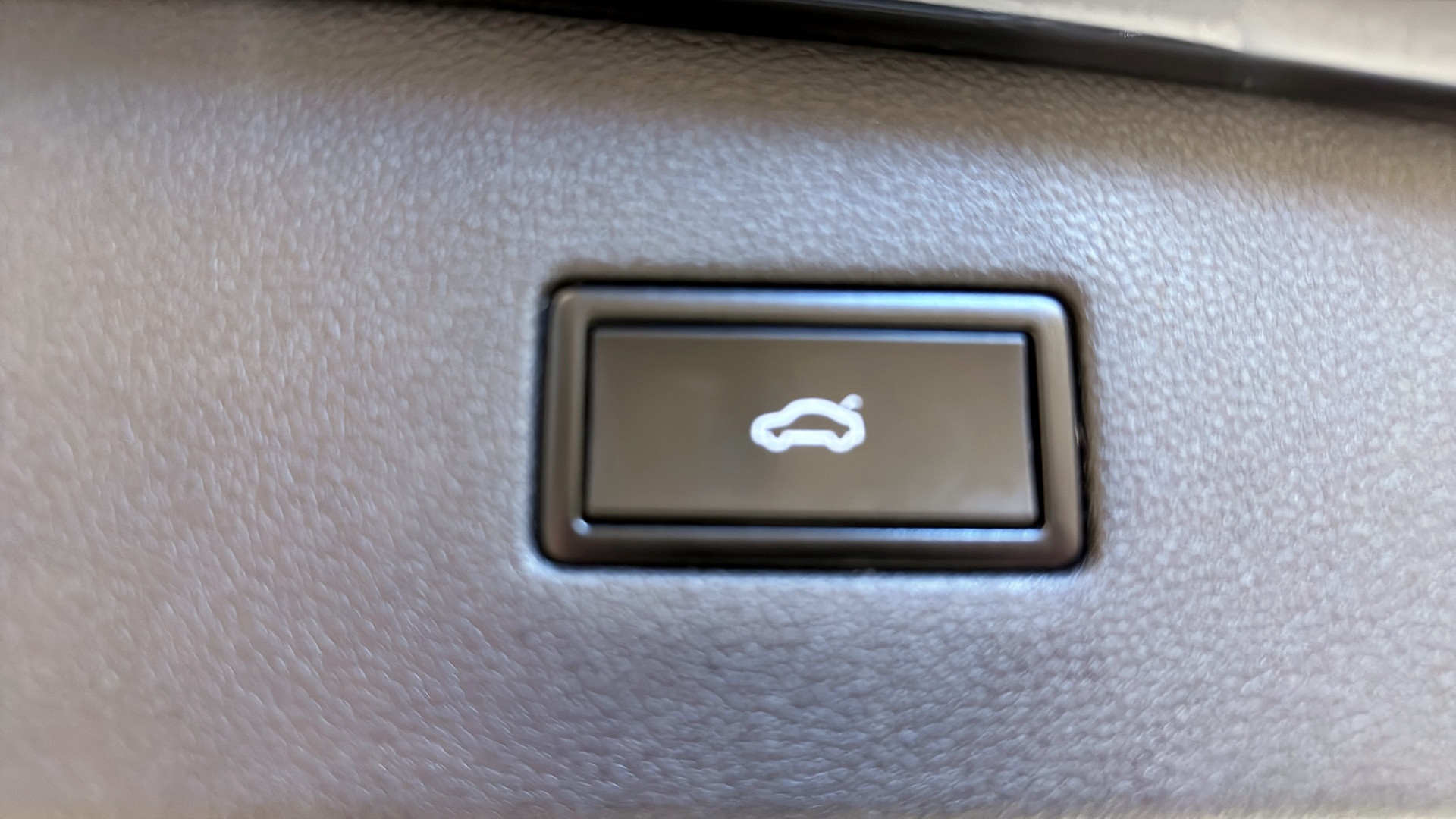 Volkswagen Tiguan Allspace RHH46J