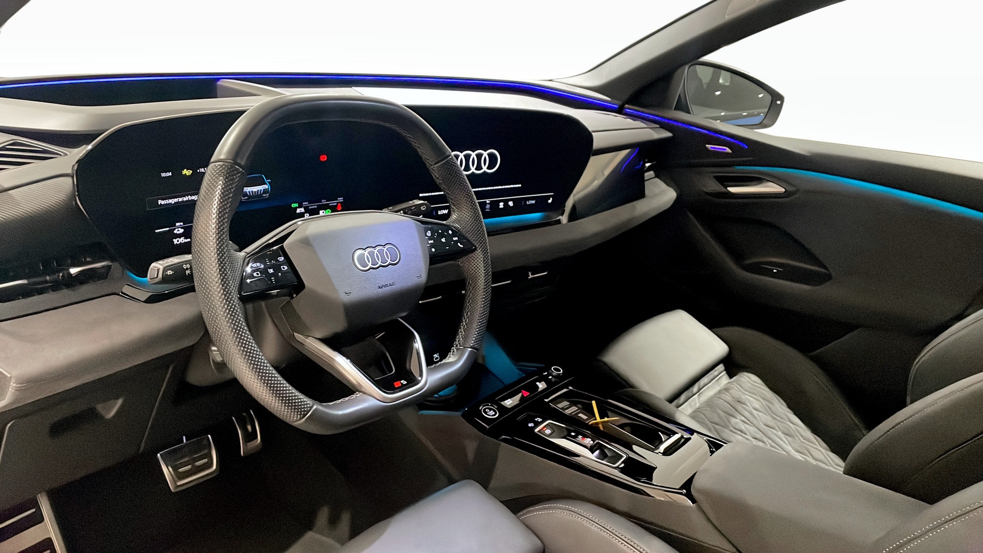 Audi Q6 e-tron RHH93S