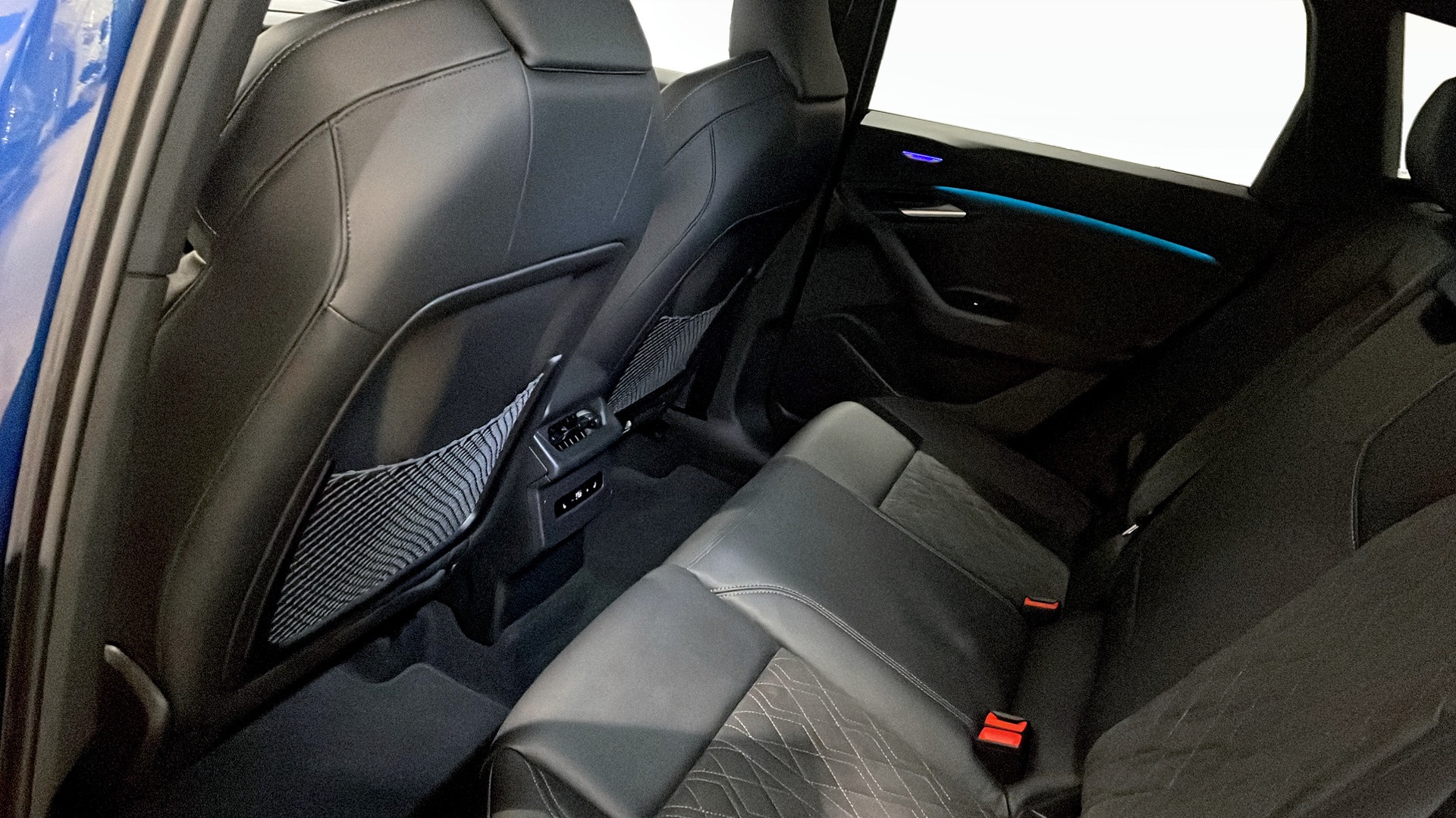 Audi Q6 e-tron RHH93S