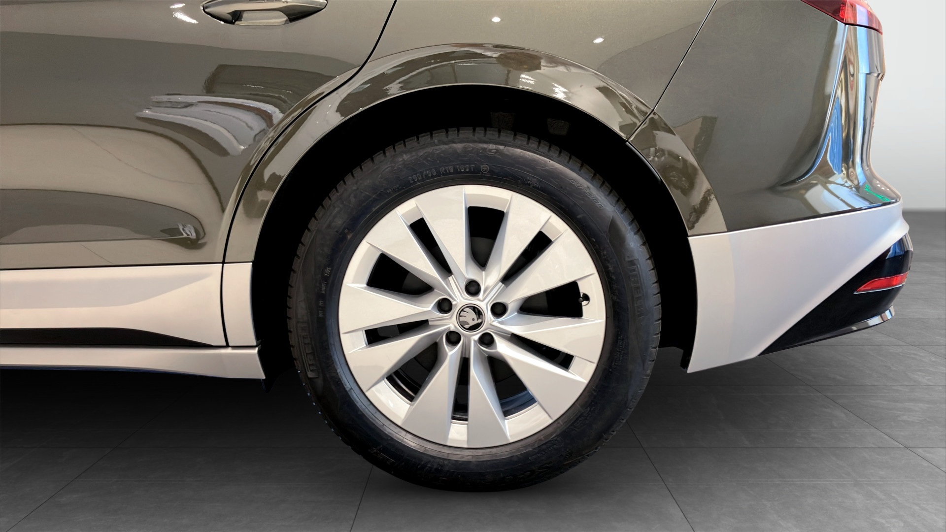 Skoda Enyaq RHP40F