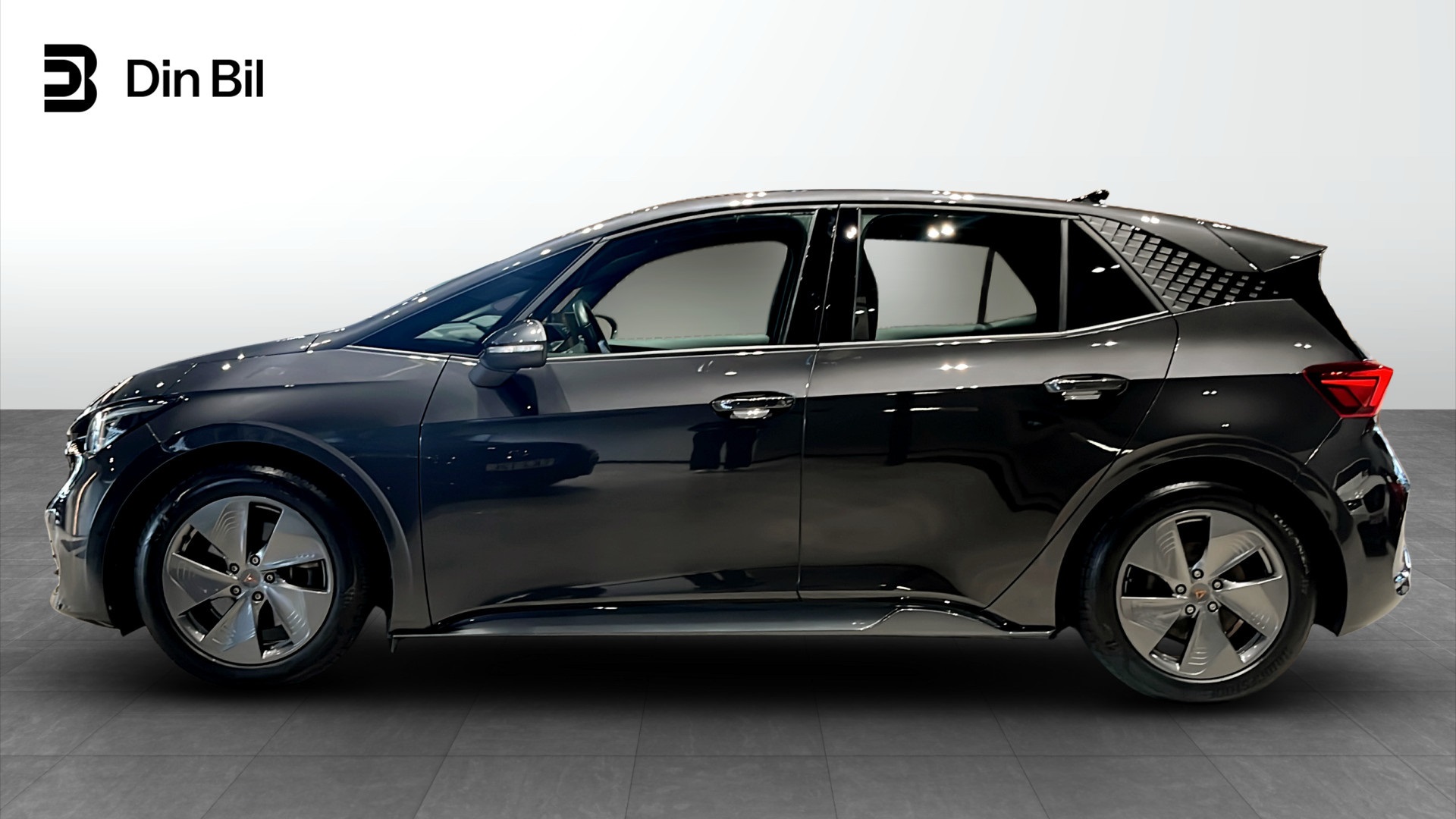 CUPRA Born RHR01B