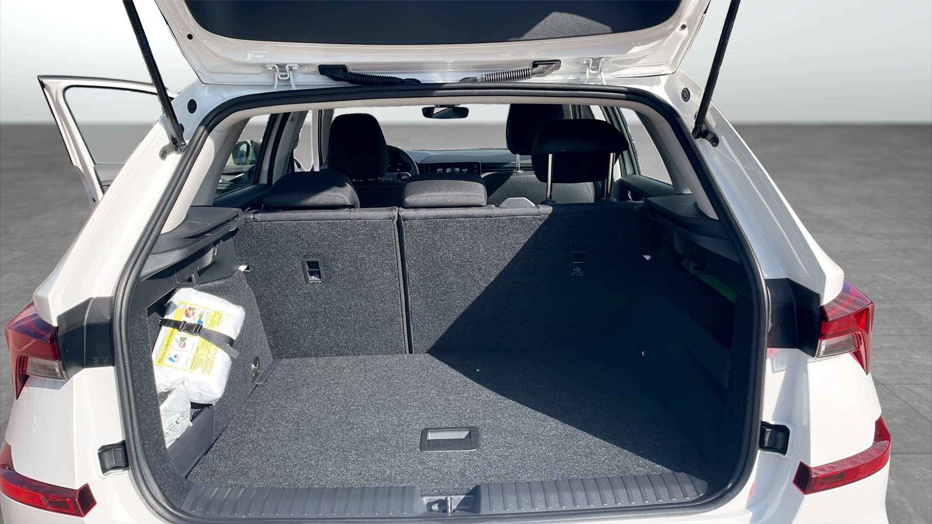 Skoda Kamiq RHR93W
