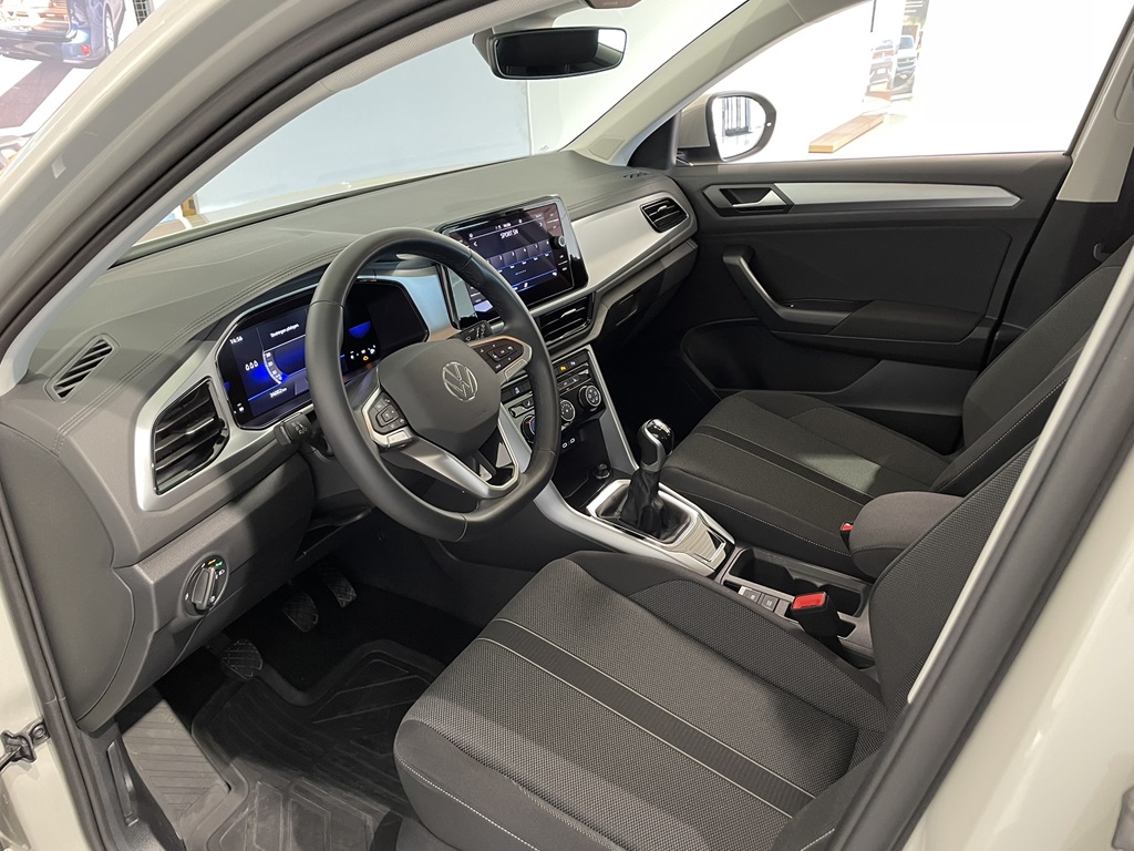 Volkswagen T-Roc RJA290
