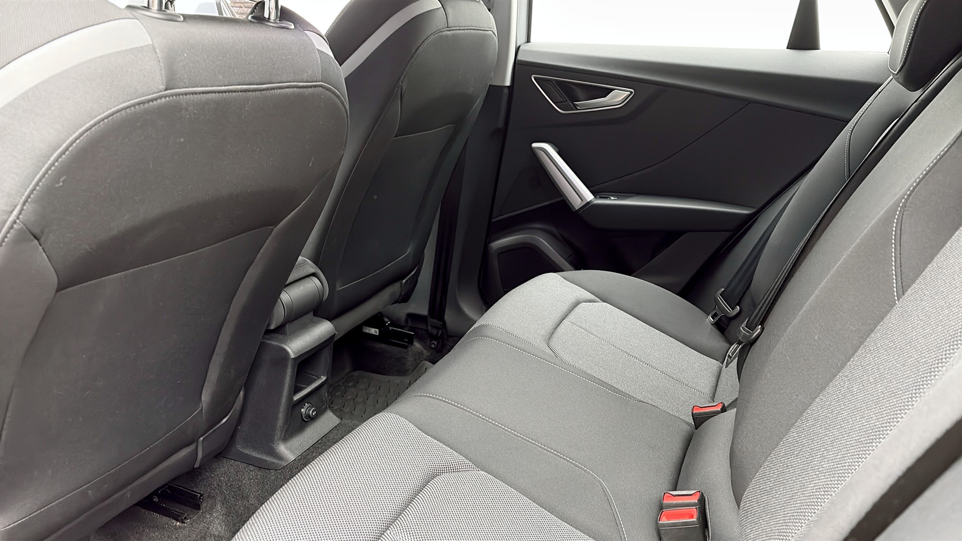Audi Q2 RJB52A
