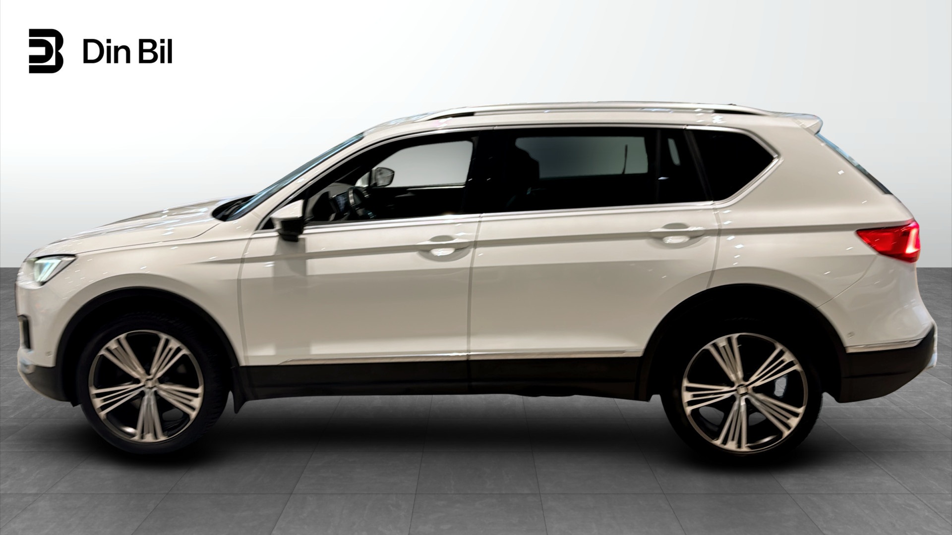 SEAT Tarraco RJE75J