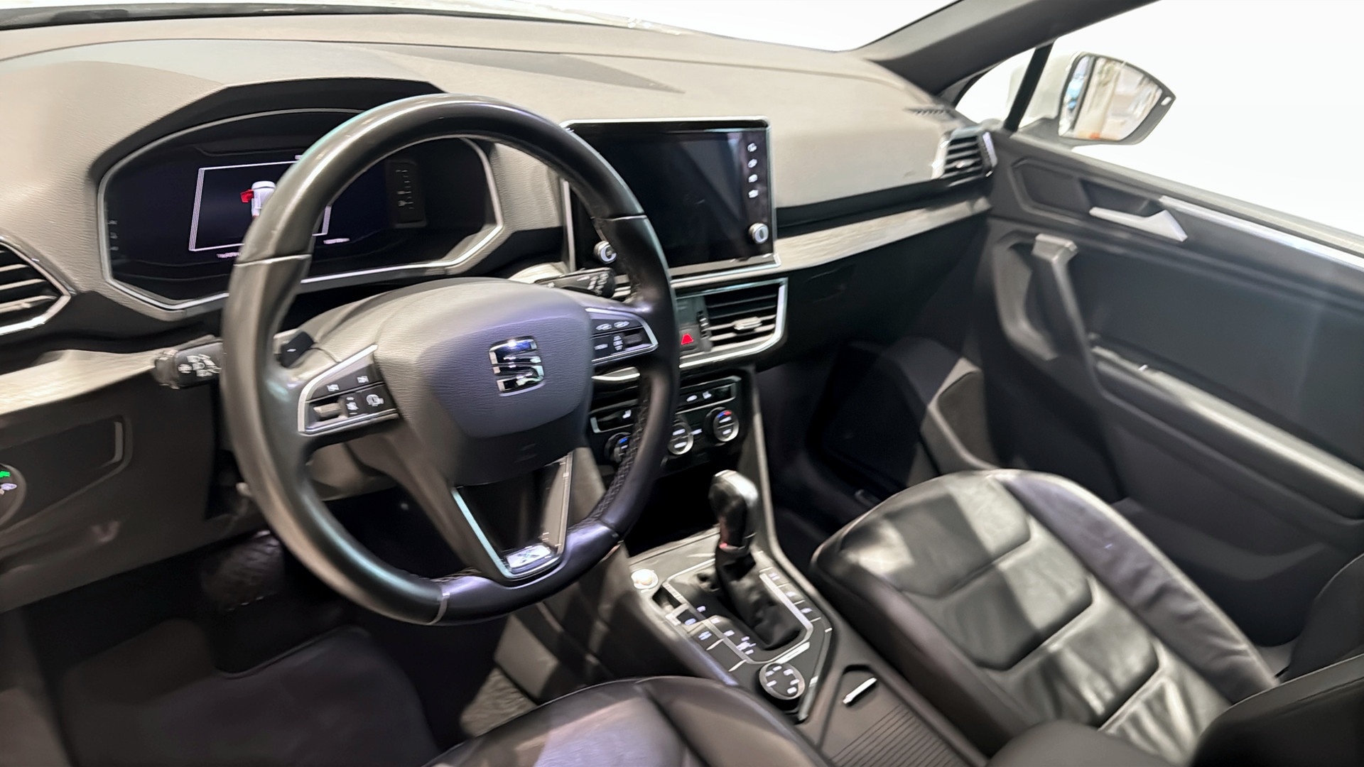 SEAT Tarraco RJE75J