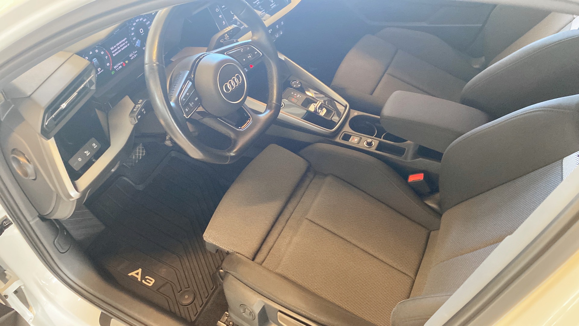 Audi A3 RJJ16A