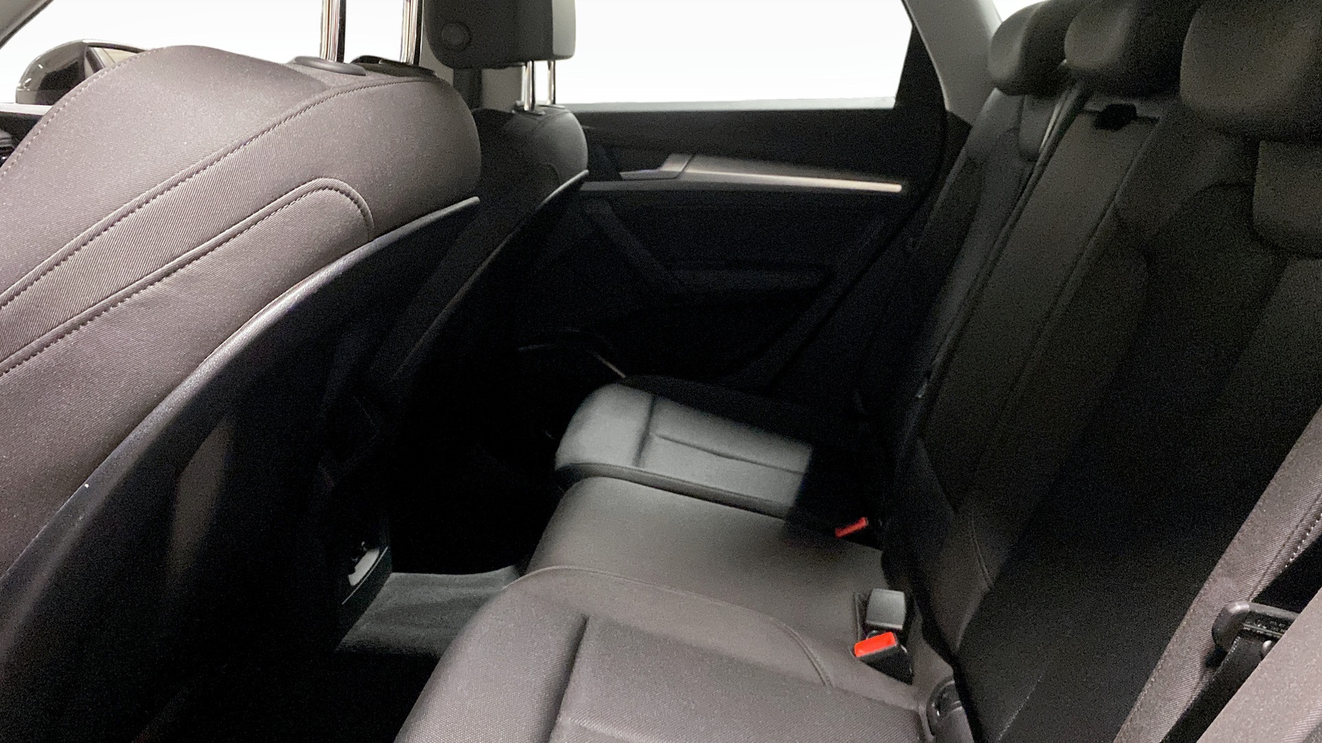 Audi Q5 RJL77B