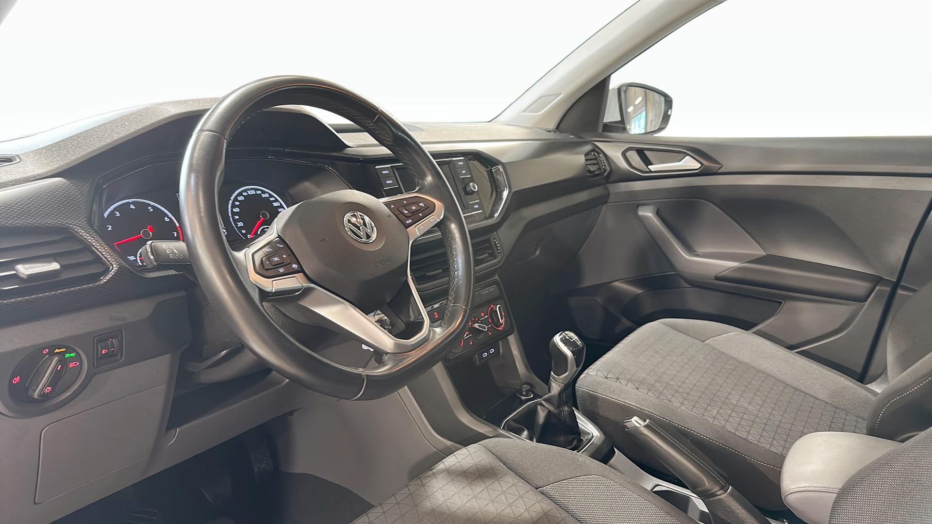 Volkswagen T-Cross RJP85F