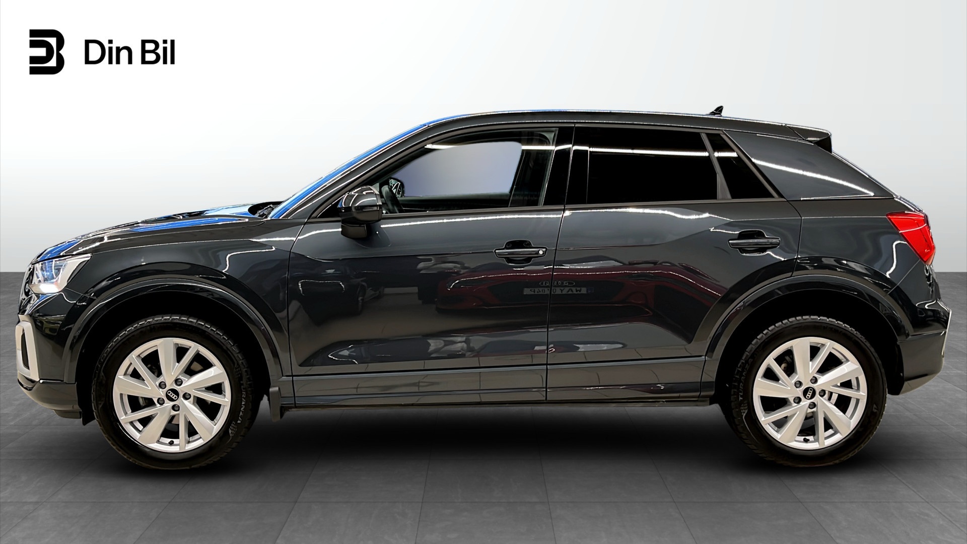 Audi Q2 RKC94F