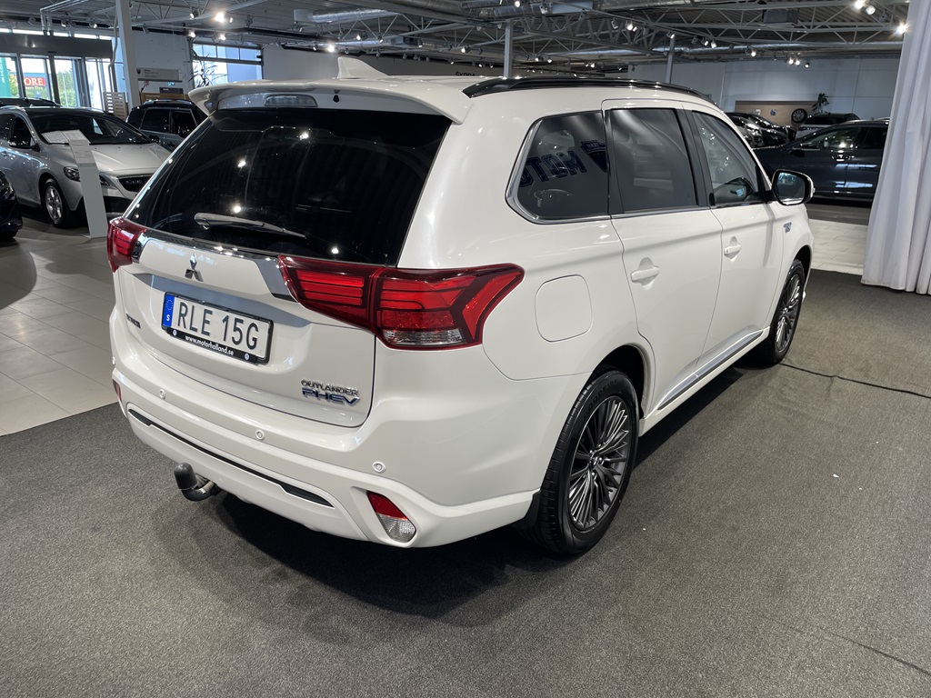 Mitsubishi Outlander RLE15G